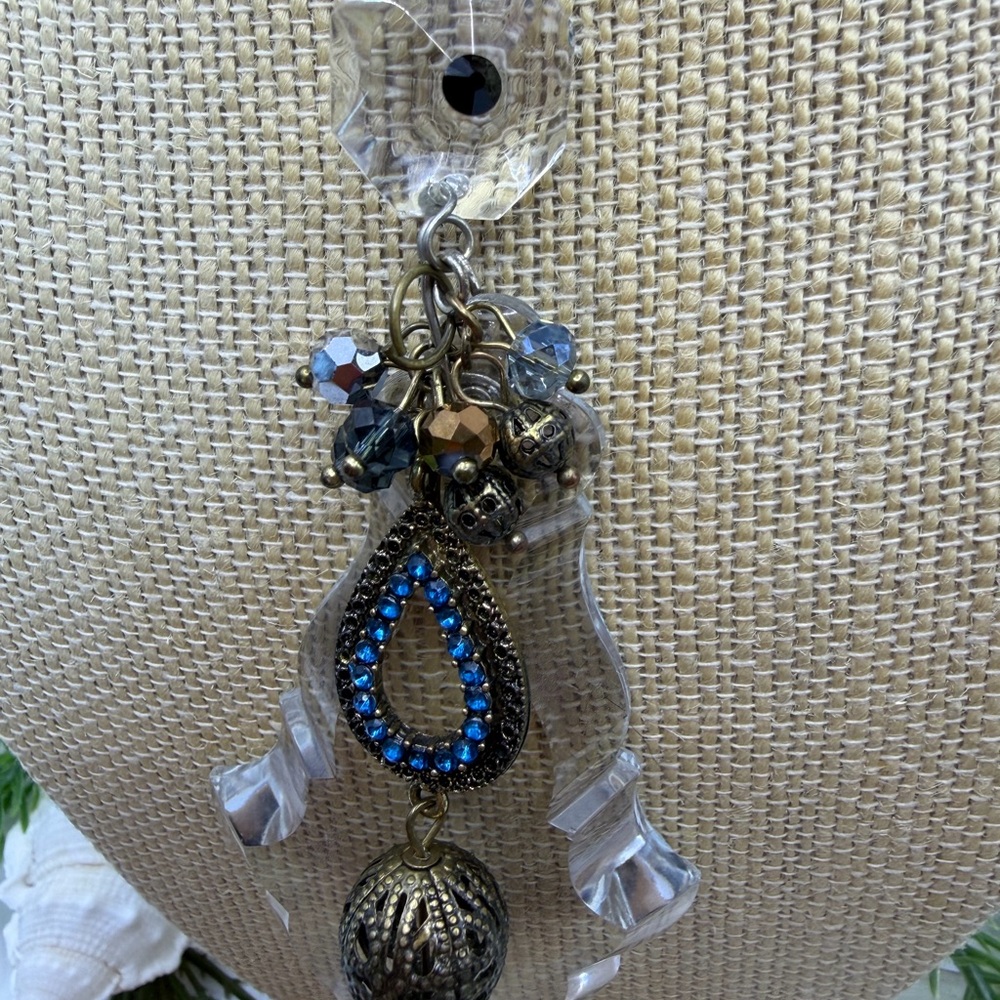 Elegant Blue and Bronze Chandelier Vintage Necklace